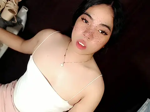 Snapshot of xLinda_Walkerx chatting on 06-10-26, 04:57 xLinda Walkerx online show from 06-10-26, 04:57