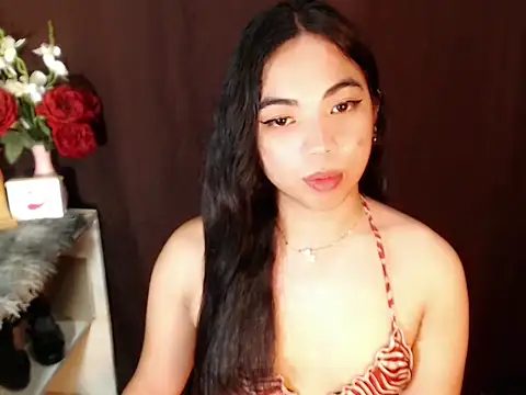 Snapshot of xLinda_Walkerx chatting on 05-27-26, 11:56 xLinda Walkerx online show from 05-27-26, 11:56