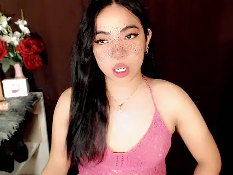 Snapshot of xLinda_Walkerx chatting on 05-27-26, 11:50 xLinda Walkerx online show from 05-27-26, 11:50