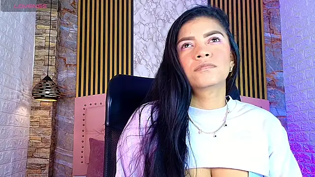 Snapshot of AishaCambell_ chatting on 05-19-26, 11:06 AishaCambell online show from 05-19-26, 11:06