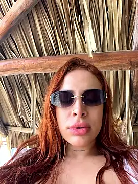 Snapshot of CiaraMorettii chatting on 06-17-26, 03:55 CiaraMorettii online show from 06-17-26, 03:55
