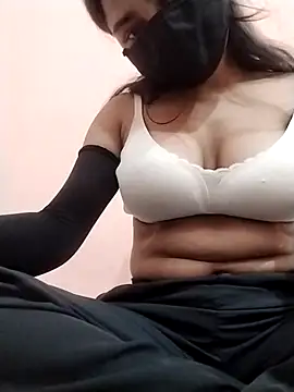 Snapshot of wild_ivy_babe chatting on 04-02-26, 08:54 wild ivy babe online show from 04-02-26, 08:54