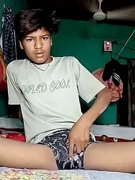 Snapshot of pandey_ji_ka_beta_hu chatting on 04-17-26, 09:39 pandey ji ka beta hu online show from 04-17-26, 09:39