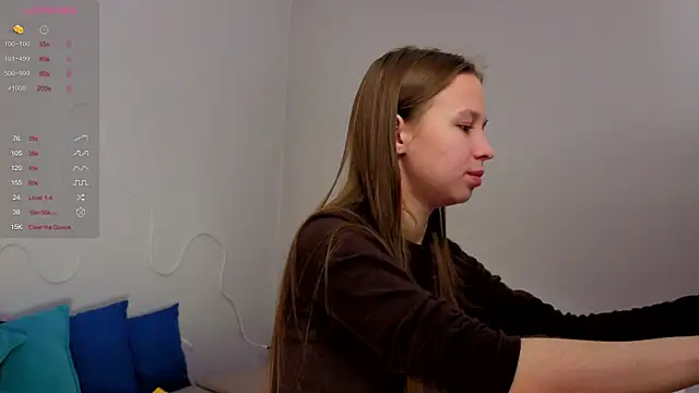 Snapshot of Emma_dream_ chatting on 05-31-26, 01:33 Emma dream online show from 05-31-26, 01:33