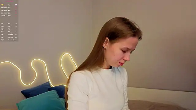 Snapshot of Emma_dream_ chatting on 05-02-26, 02:17 Emma dream online show from 05-02-26, 02:17