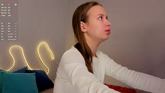 Emma dream  online show from 04-14-26, 01:43