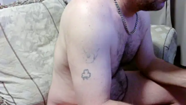 Snapshot of willywet chatting on 05-27-26, 01:37 willywet online show from 05-27-26, 01:37