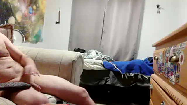 Snapshot of willywet chatting on 06-04-26, 02:38 willywet online show from 06-04-26, 02:38