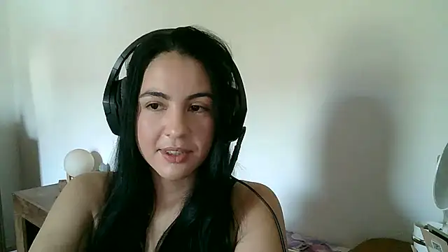 Snapshot of AnabeleNogueira chatting on 06-10-26, 02:18 AnabeleNogueira online show from 06-10-26, 02:18