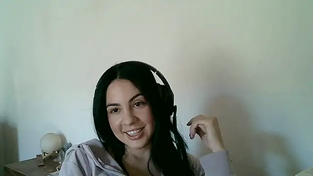 Snapshot of AnabeleNogueira chatting on 06-17-26, 05:23 AnabeleNogueira online show from 06-17-26, 05:23