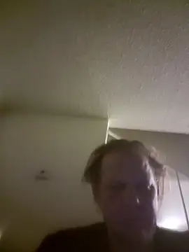 Snapshot of yourMasterisBored chatting on 06-16-26, 05:18 yourMasterisBored online show from 06-16-26, 05:18