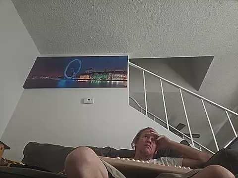 Snapshot of yourMasterisBored chatting on 07-28-26, 03:21 yourMasterisBored online show from 07-28-26, 03:21