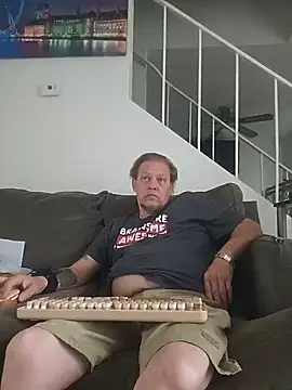 Snapshot of yourMasterisBored chatting on 07-17-26, 02:47 yourMasterisBored online show from 07-17-26, 02:47