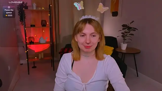 susie miu online show from 04-19-26, 09:28