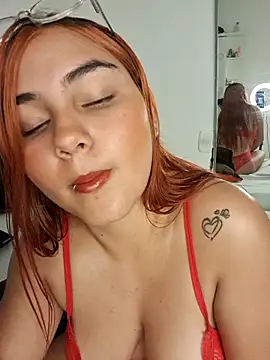 Mia Lauryn online show from 03-23-26, 12:00