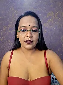 Snapshot of hornyrosy321 chatting on 06-01-26, 05:45 hornyrosy321 online show from 06-01-26, 05:45