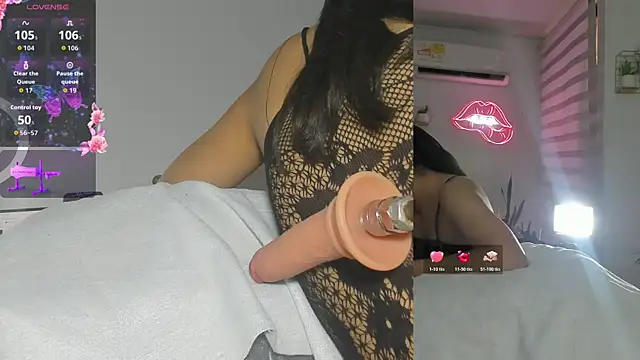 Snapshot of Bella_Donne_ chatting on 06-10-26, 05:03 Bella Donne online show from 06-10-26, 05:03