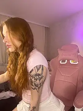 GoldenSunBunny online show from 04-09-26, 02:02