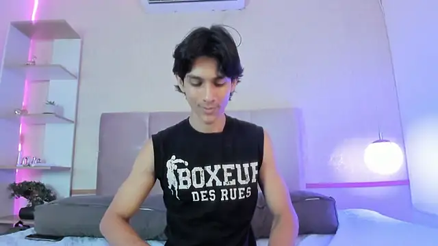 Cheys Mast online show from 04-05-26, 07:31