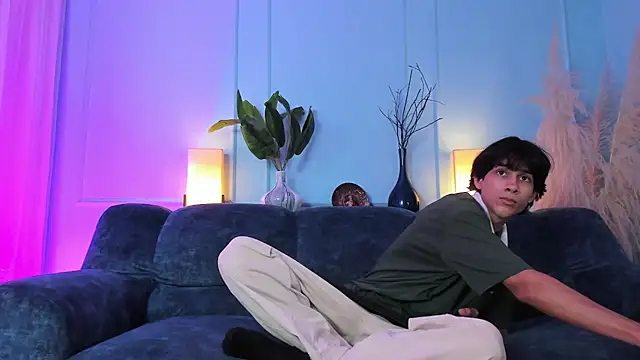 Cheys Mast online show from 03-16-26, 07:05