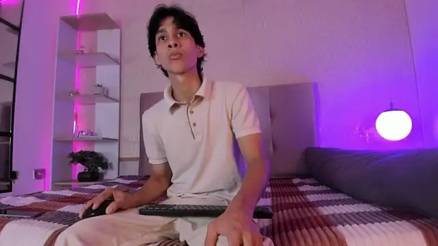 Cheys Mast online show from 04-02-26, 03:19