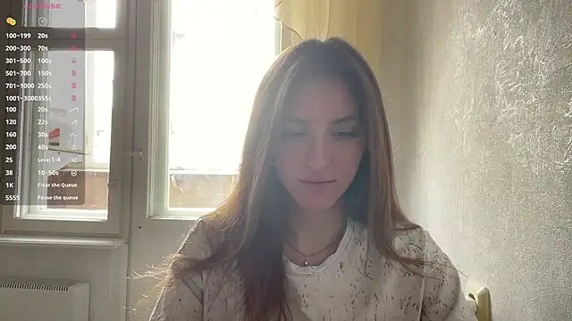 Snapshot of Moonstarisrares chatting on 06-17-26, 06:46 Moonstarisrares online show from 06-17-26, 06:46