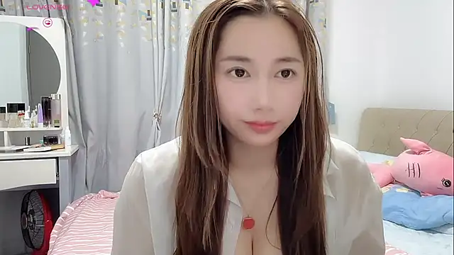 Snapshot of yao-yao-8726 chatting on 07-19-26, 12:57 yao-yao-8726 online show from 07-19-26, 12:57