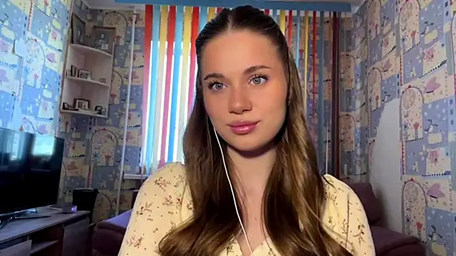 Snapshot of Miss_Blessnyth chatting on 05-18-26, 06:07 Miss Blessnyth online show from 05-18-26, 06:07