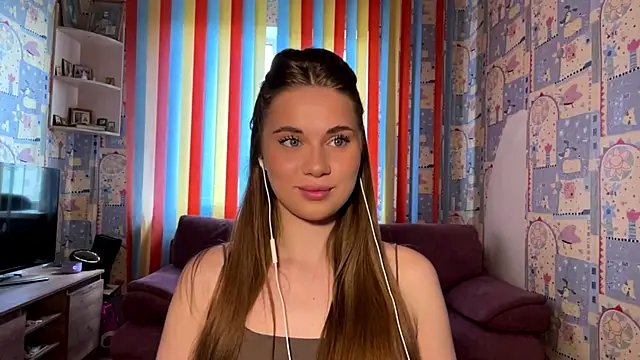 Snapshot of Miss_Blessnyth chatting on 06-13-26, 06:11 Miss Blessnyth online show from 06-13-26, 06:11