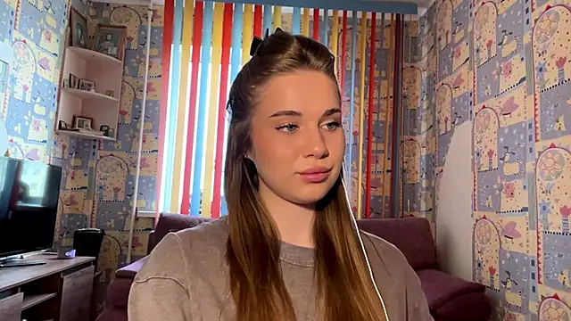 Snapshot of Miss_Blessnyth chatting on 05-19-26, 06:09 Miss Blessnyth online show from 05-19-26, 06:09
