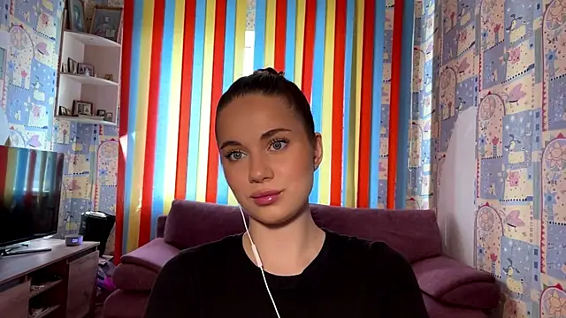 Snapshot of Miss_Blessnyth chatting on 06-16-26, 04:12 Miss Blessnyth online show from 06-16-26, 04:12