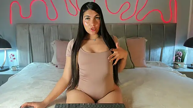 im Valskin online show from 05-28-26, 11:49