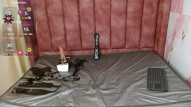 hilaryythompson online show from 04-28-26, 09:41