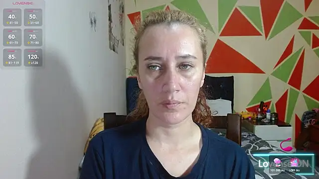 Snapshot of Mariam_wish chatting on 06-25-26, 04:34 Mariam wish online show from 06-25-26, 04:34