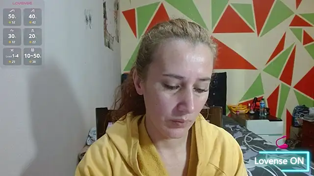 Snapshot of Mariam_wish chatting on 06-20-26, 02:00 Mariam wish online show from 06-20-26, 02:00