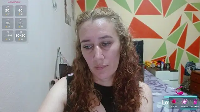 Snapshot of Mariam_wish chatting on 06-18-26, 06:02 Mariam wish online show from 06-18-26, 06:02