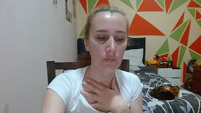 Snapshot of Mariam_wish chatting on 06-26-26, 06:36 Mariam wish online show from 06-26-26, 06:36