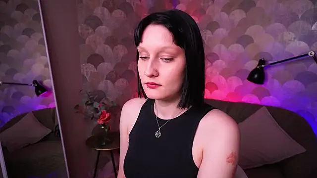 Velvet Lily online show from 04-13-26, 09:19