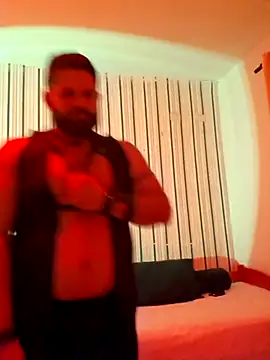 Snapshot of Barbudo-BDSM chatting on 03-14-26, 04:40 Barbudo-BDSM online show from 03-14-26, 04:40