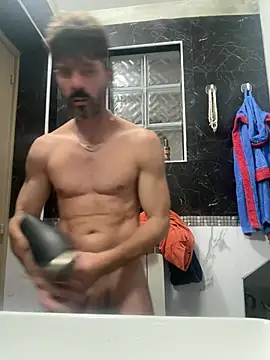 Snapshot of Kokovibe84 chatting on 05-02-26, 03:28 Kokovibe84 online show from 05-02-26, 03:28