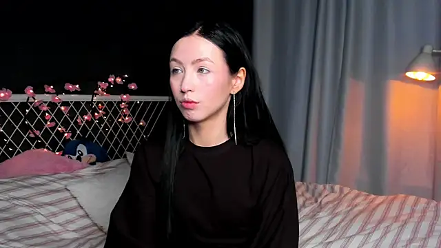 Snapshot of lizaa_breeze chatting on 06-25-26, 06:24 lizaa breeze online show from 06-25-26, 06:24