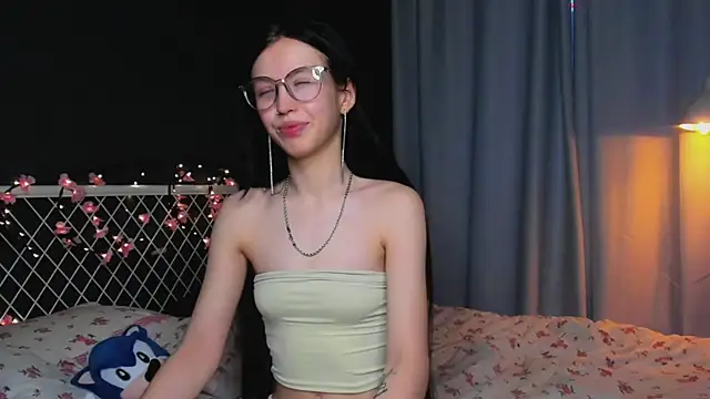 lizaa breeze online show from 06-15-26, 05:34