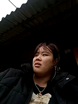 Snapshot of cute-girl-2k chatting on 03-14-26, 06:52 cute-girl-2k online show from 03-14-26, 06:52