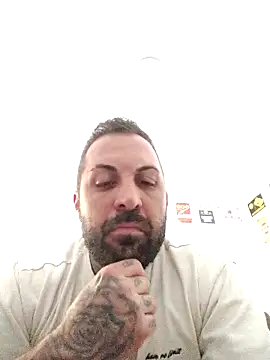 Bennygerner1991 online show from 04-12-26, 02:09