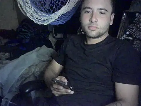 Snapshot of Relk130p chatting on 05-16-26, 09:08 Relk130p online show from 05-16-26, 09:08