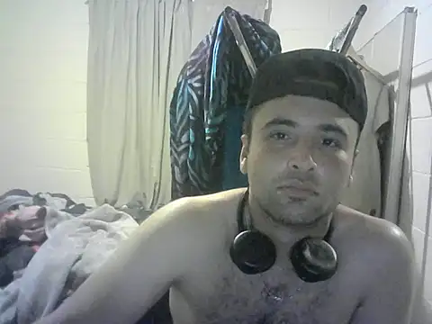 Snapshot of Relk130p chatting on 06-02-26, 10:48 Relk130p online show from 06-02-26, 10:48