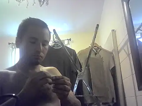 Snapshot of Relk130p chatting on 06-19-26, 09:31 Relk130p online show from 06-19-26, 09:31