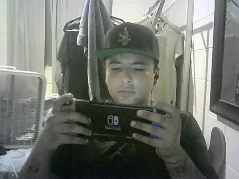 Snapshot of Relk130p chatting on 06-13-26, 05:16 Relk130p online show from 06-13-26, 05:16