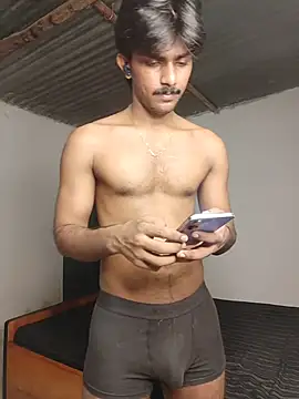 Snapshot of Iam_daku47 chatting on 08-05-26, 04:45 Iam daku47 online show from 08-05-26, 04:45