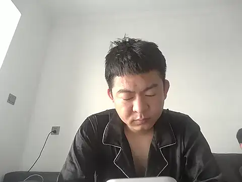 Snapshot of xiaosunsun01 chatting on 06-11-26, 08:22 xiaosunsun01 online show from 06-11-26, 08:22